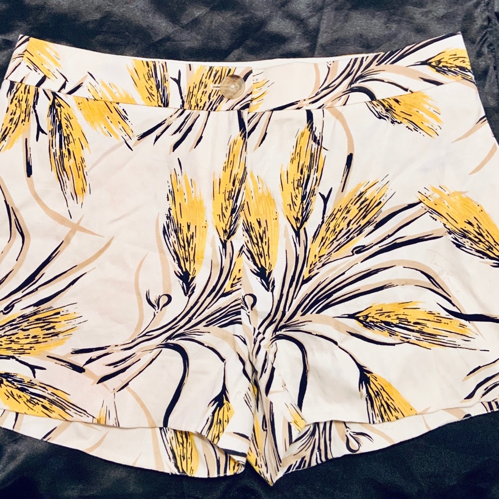 Tory Burch Shorts size 4